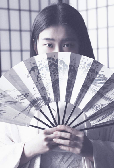贾靓