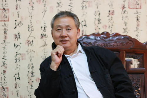 尹朝群