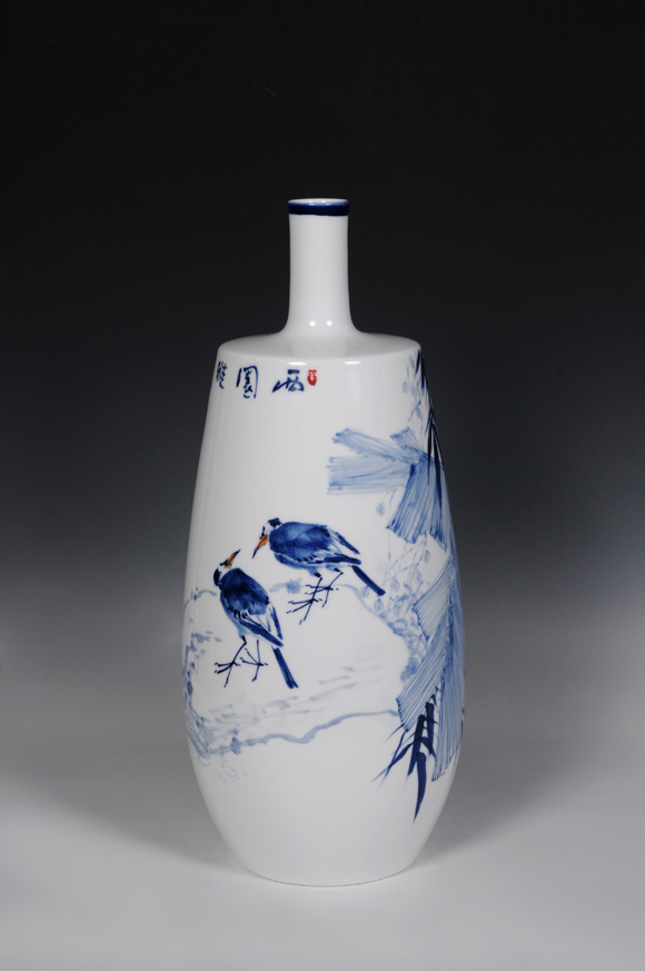 青花“西园雅集”瓶